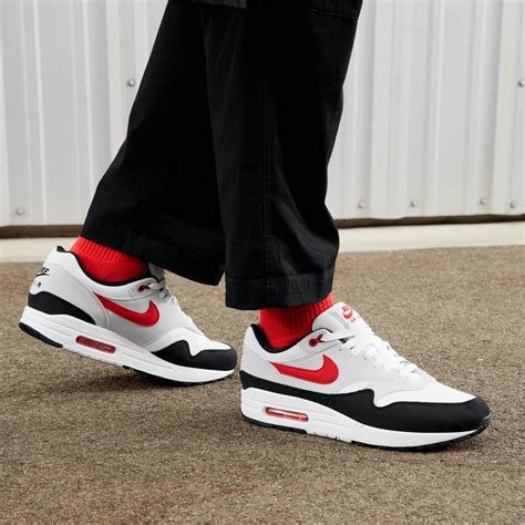 ≥ Vind nike air max 1 university op Marktplaats 